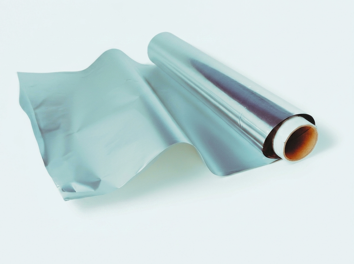 Why You Need to Put Aluminum Foil in Your Freezer Tonight
