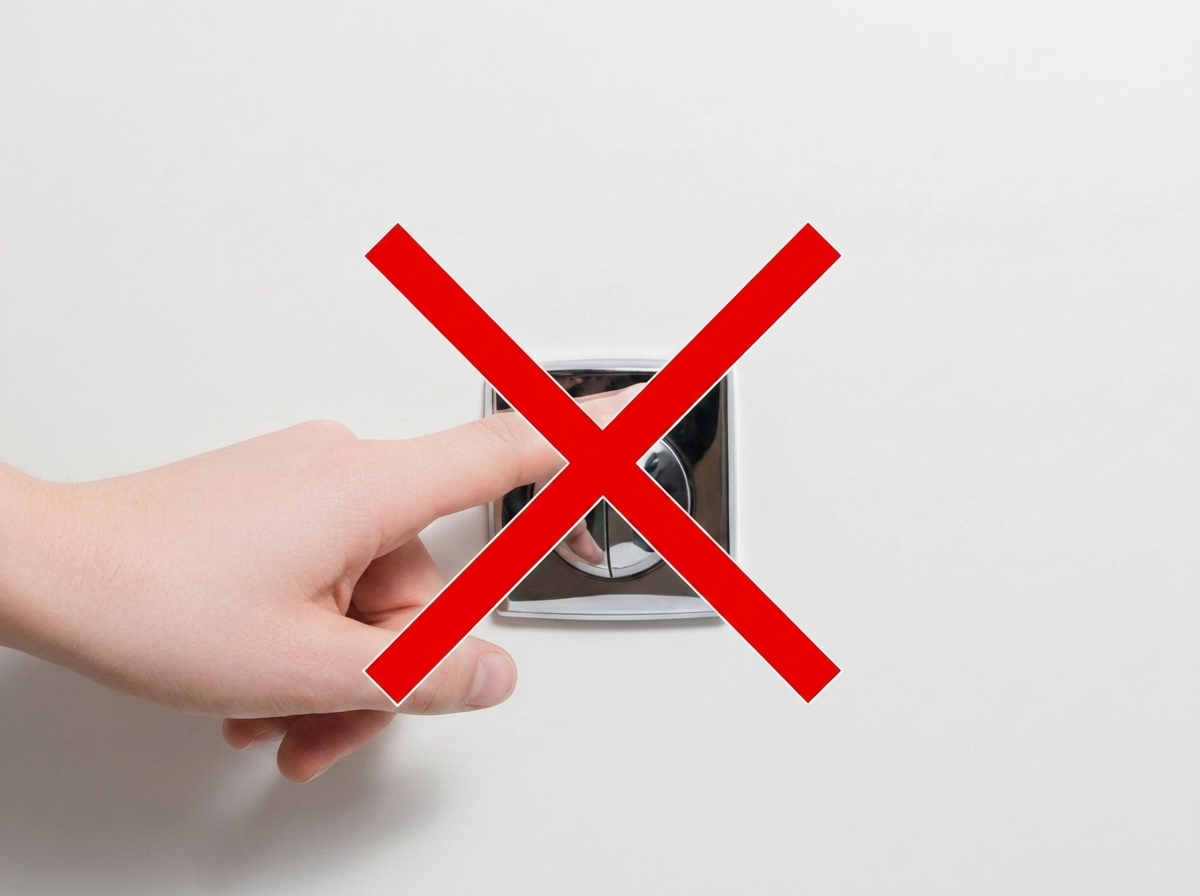 The secret to delaying flushing the toilet